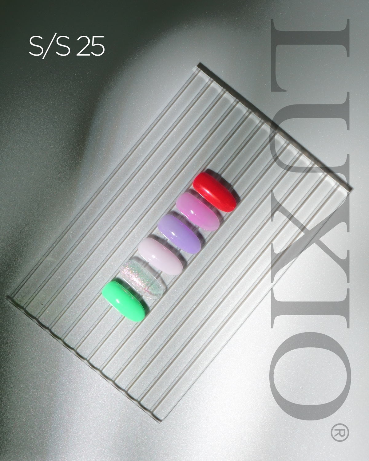 Cyber Luxio Gel Colour