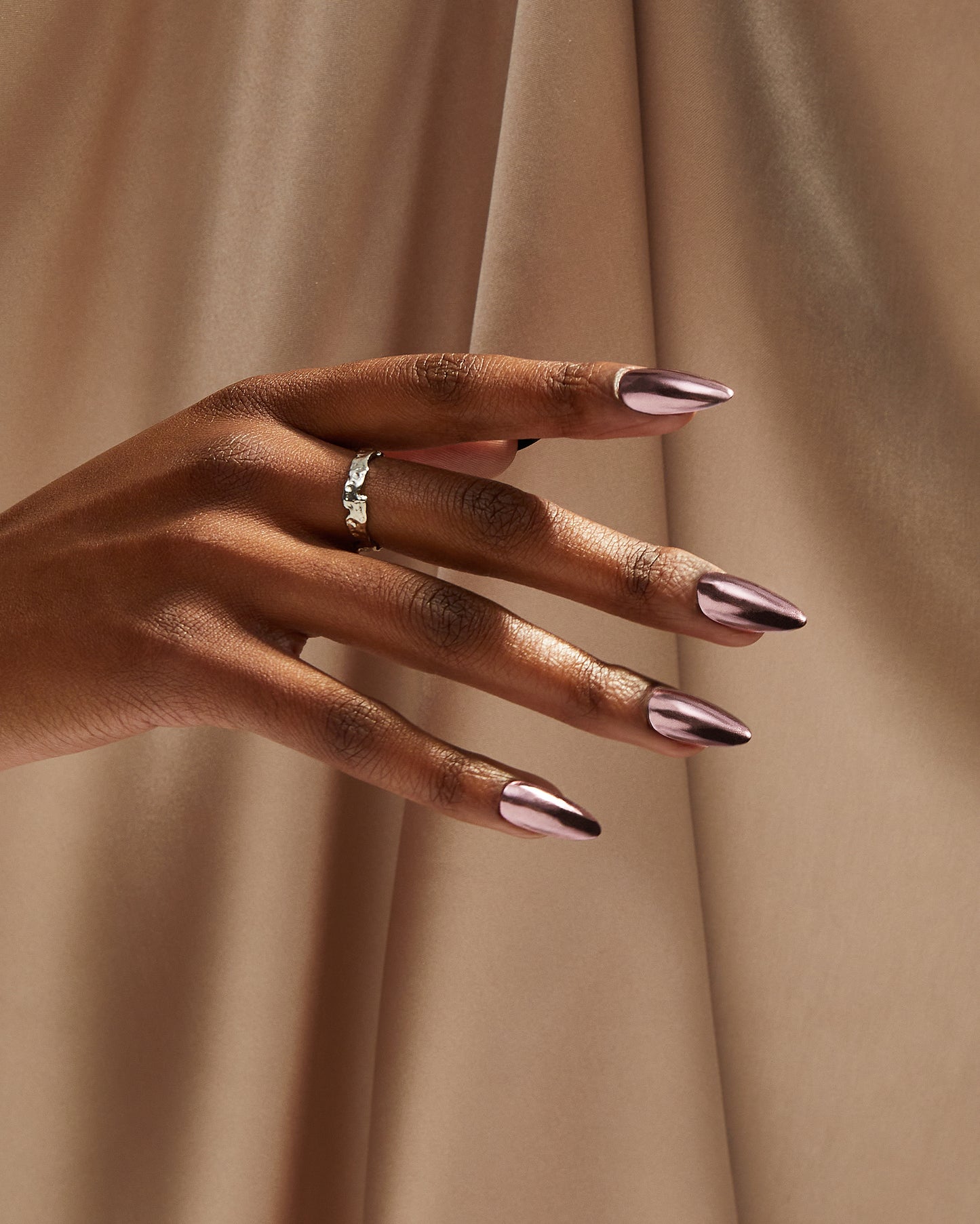 Blush Chrome Pigment