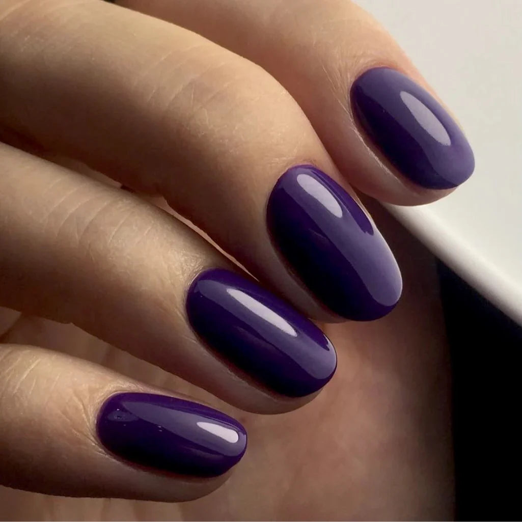 Intrigue Luxio Gel Colour